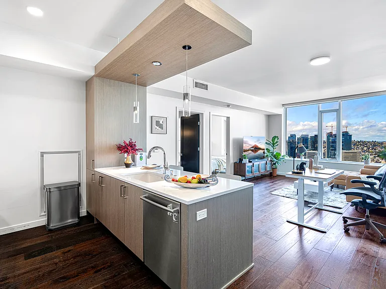 1321 Seneca St #1708 — Photo 7