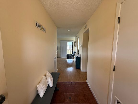 2nd image of 1025 Plantation Dr. #2733