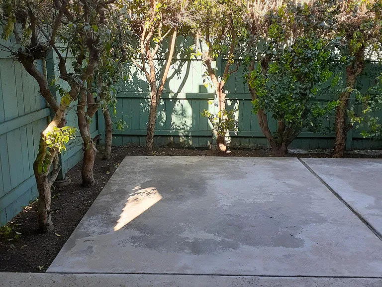 20543 S Vermont Ave #7 — Photo 38
