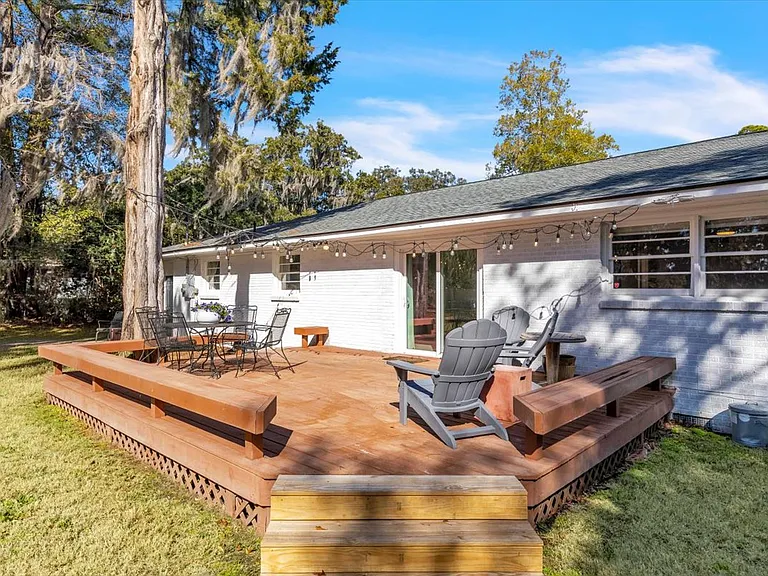 317 Kensington Dr — Photo 35