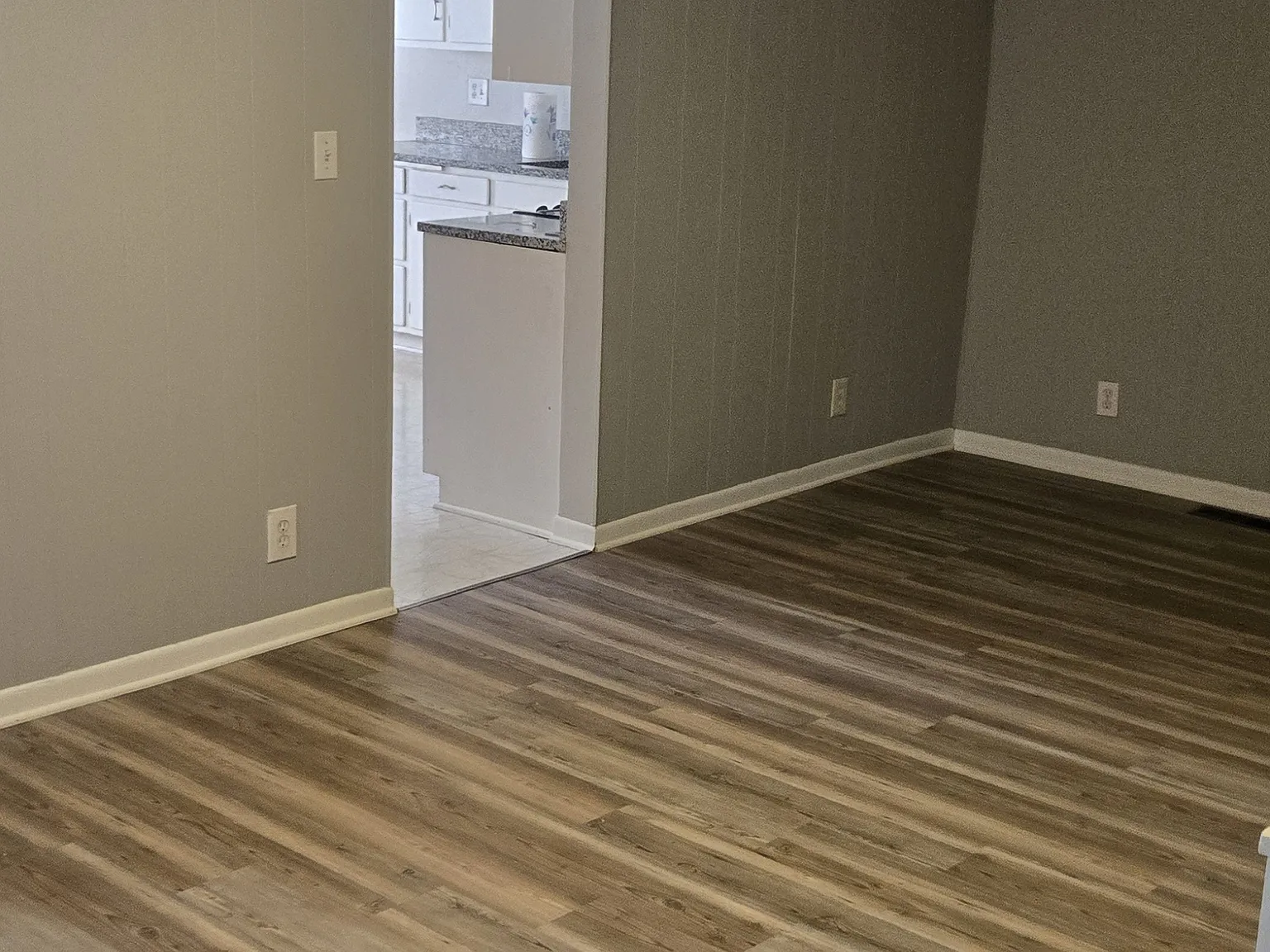 2 bed, $1,650 — Photo 4