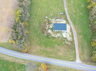 762 Ballard Rd, Lancaster, KY 40444