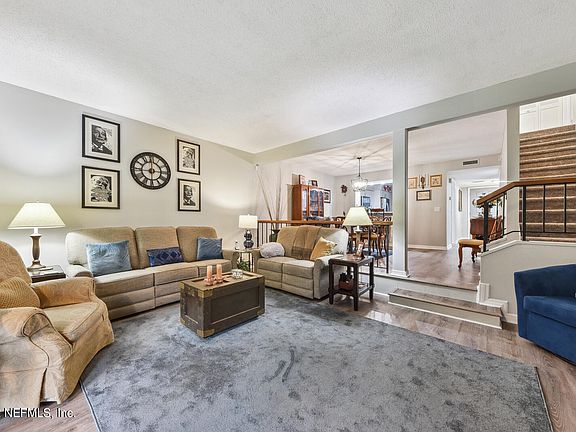 3rd image of 7679 Las Palmas Way #198