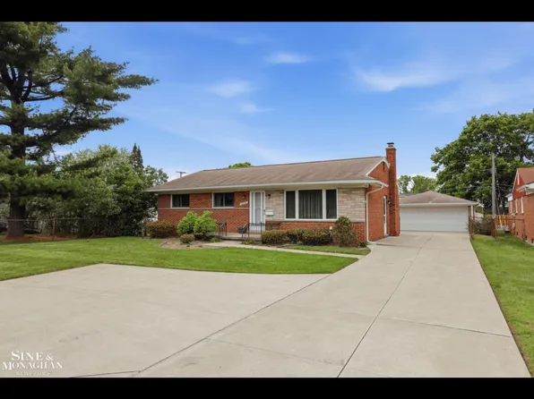 28036 Ann Arbor Trl, Westland, MI 48185