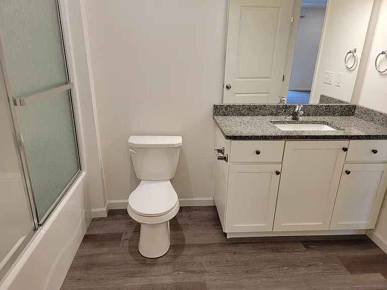 4530 Commerce St #101 — Photo 10