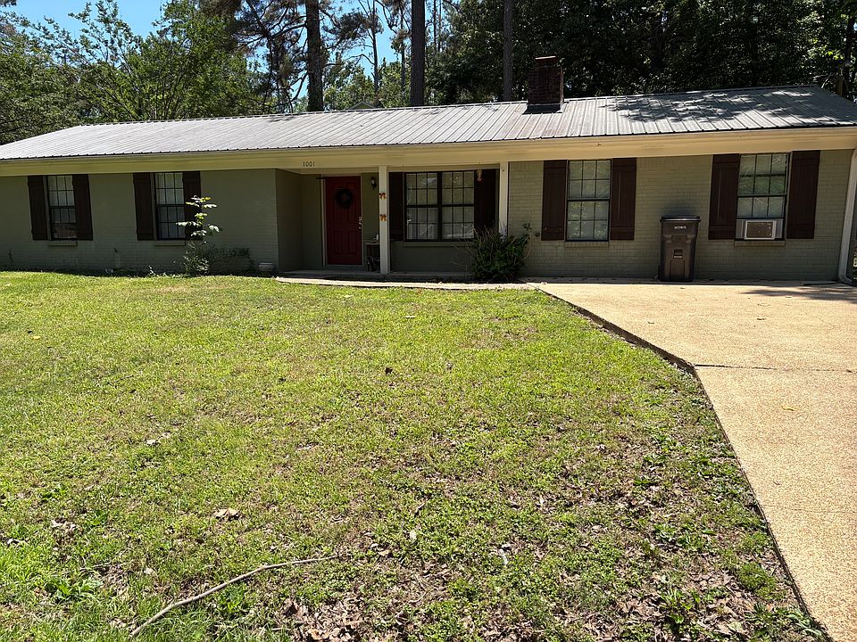 1st image of 1001 Crawford Cir