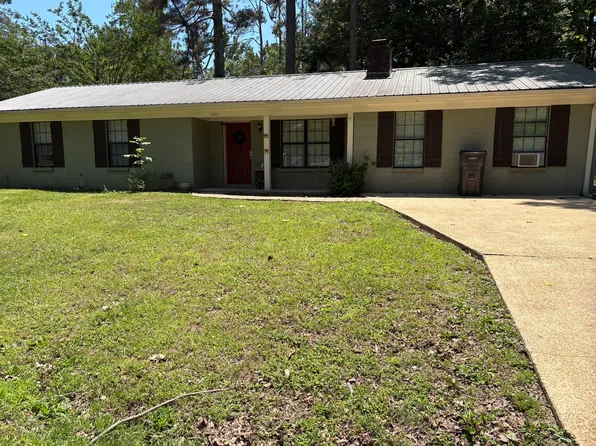1001 Crawford Cir, Oxford, MS 38655