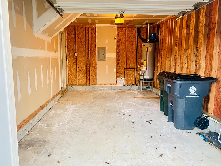 207 Evening Star Dr — Photo 5