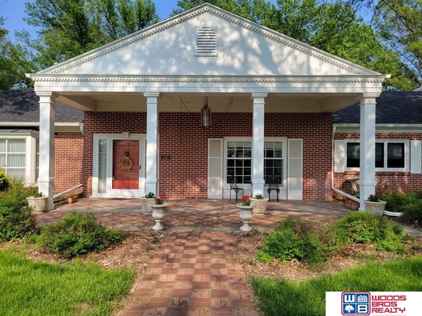 1908 S 4th Ave, Beatrice, NE 68310