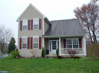 754 Risinghurst Ln, Oxford, PA 19363