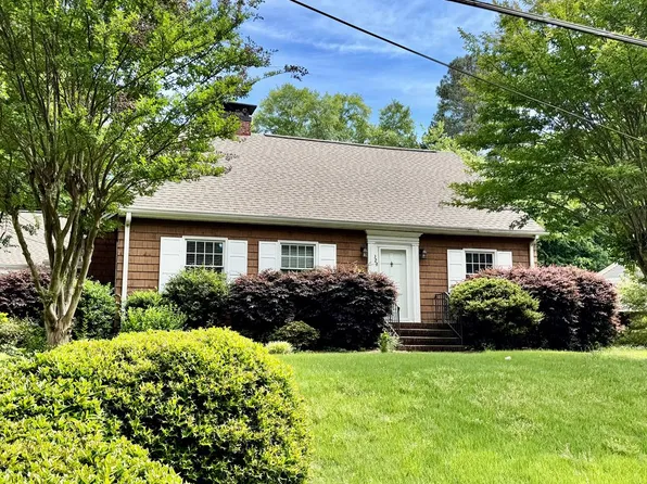 929 Hardwick Cir, Dalton, GA 30720