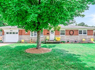 521 Simmons St, Plainfield, IN 46168