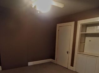 12 Pleasant St, Westfield, MA 01085
