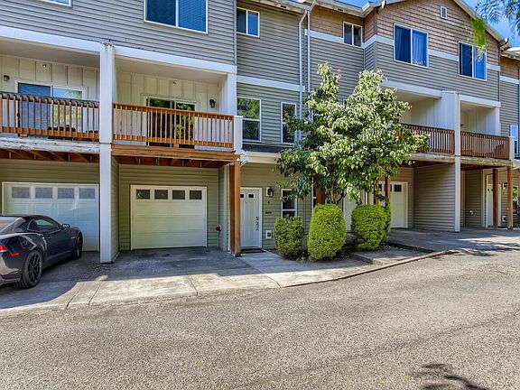 2nd image of 4609 NE 118th Ave APT 4