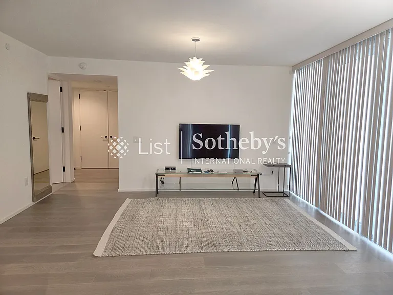 1000 Auahi St #1701 — Photo 3