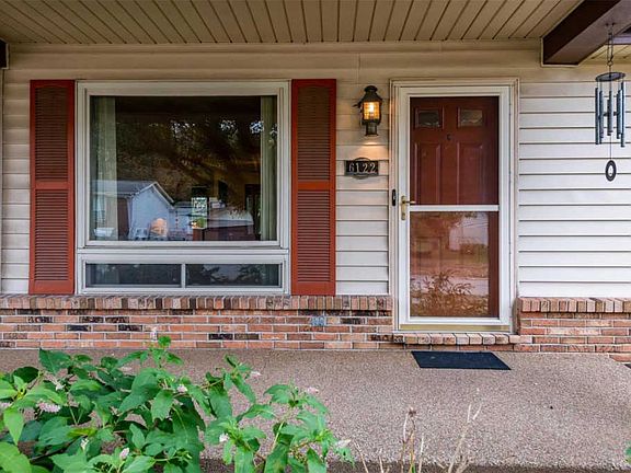 3rd image of 6122 Sunnymeadow Ct
