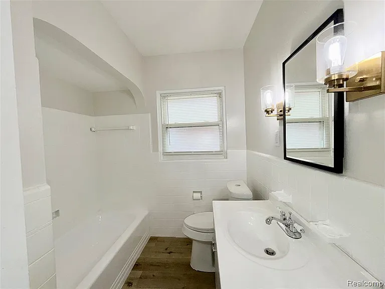 10630 Whitehill St — Photo 6