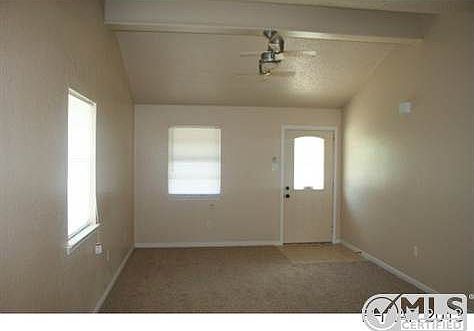 5th image of 925 Marilyn Dr
