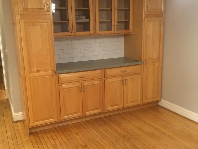 Eat-In Kitchen Area