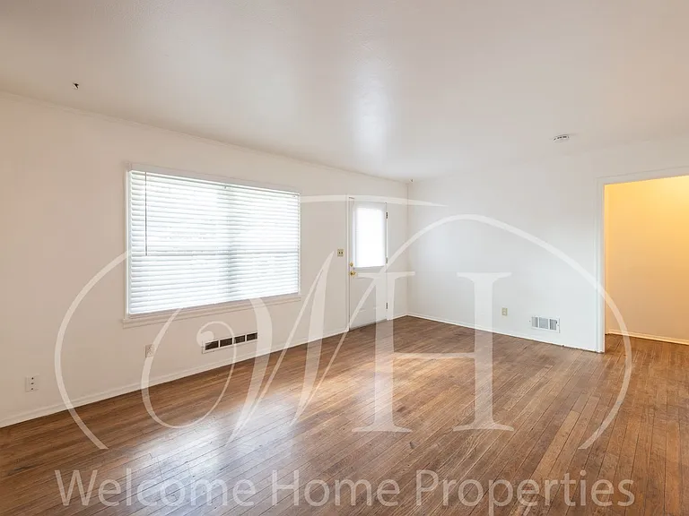 1432 Bonsella St — Photo 10