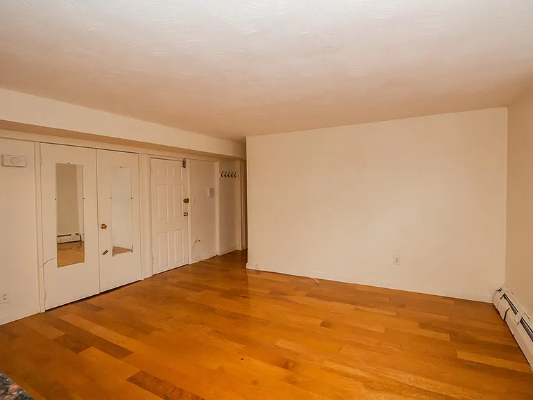 95 Chestnut St #1B — Photo 4