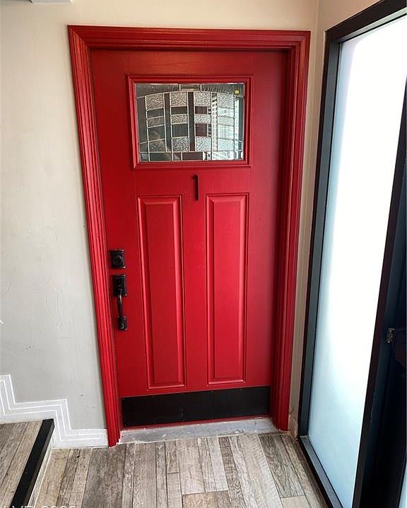 1st image of 425 S 10th St #1