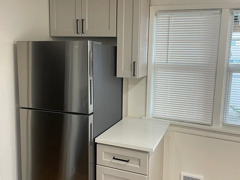 1401 W Bertona St #4 — Photo 3