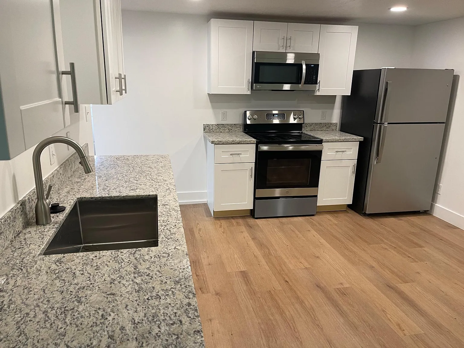 1445 N 300 W — Photo 3