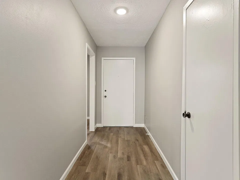 Hallway from front door, kitchen entrance, hall closet