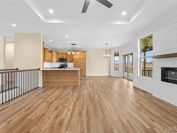 4th image of 625 Glendale Dr
