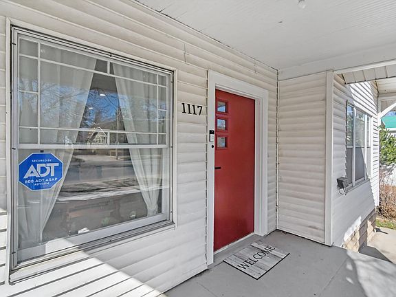 3rd image of 1117 16th St