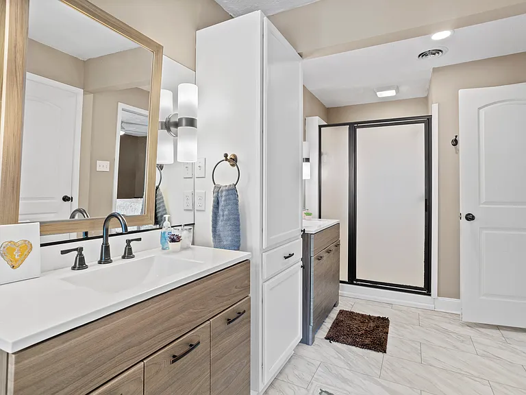 1727 Meadowbrook Rd — Photo 16