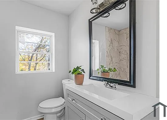 2933 Columbus Rd — Photo 8