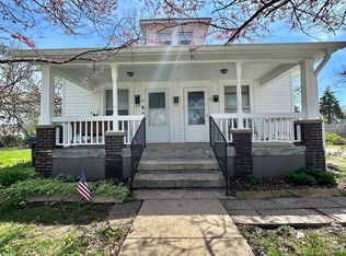 73 E Broadway St, Greenwood, IN 46143
