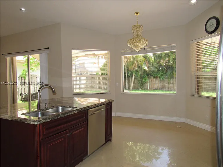 10255 Guatemala St — Photo 9