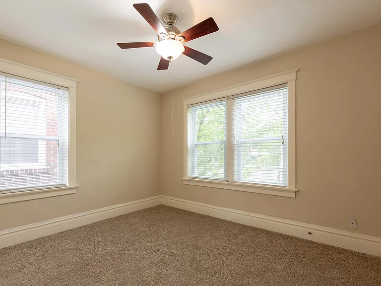 6431-6433 Alamo Ave #2W — Photo 10