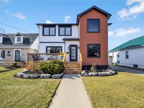 19 Kennedy St, Brantford, ON N3R 2C7