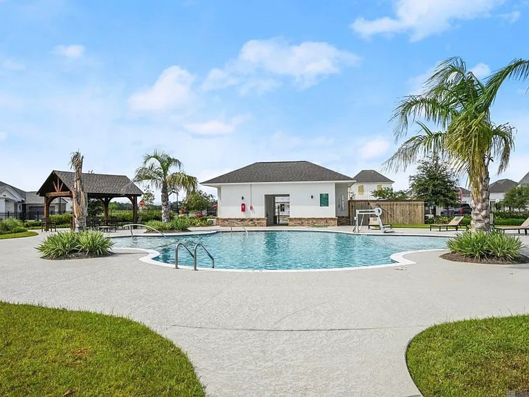 3329 Creekmere Ln — Photo 3