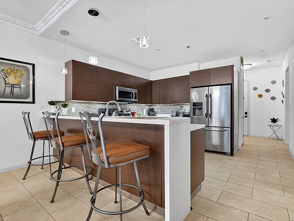 3rd image of 17902 LA CANTERA PKWY #214