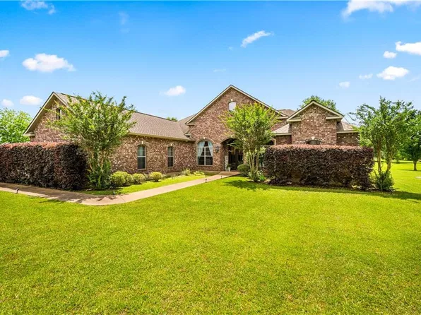3898 Staples Rd, Pineville, LA 71360