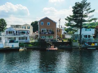67 Bacheller St, Lynn, MA 01904