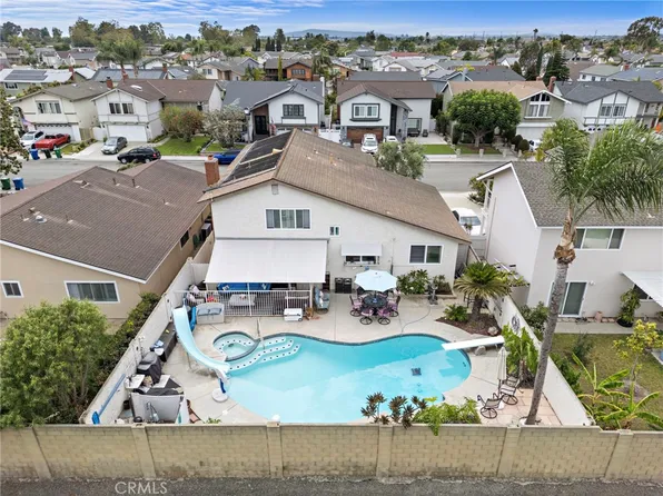 14122 Uxbridge St, Westminster, CA 92683