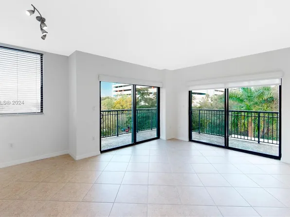 3530 SW 22nd St APT 504, Miami, FL 33145