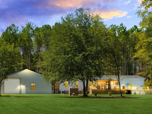 1479 Timber Bay Dr, Cottageville, SC 29435