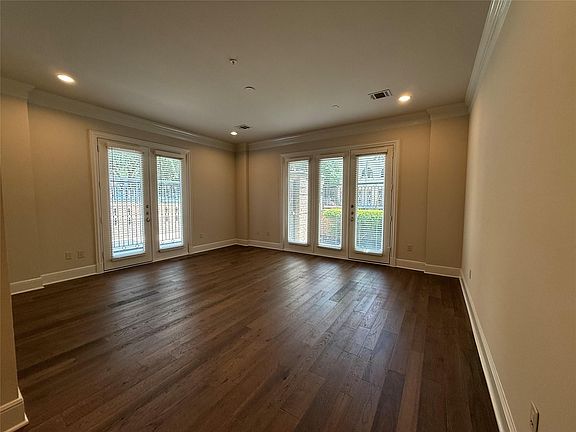 4th image of 6605 Bandera Ave #1G