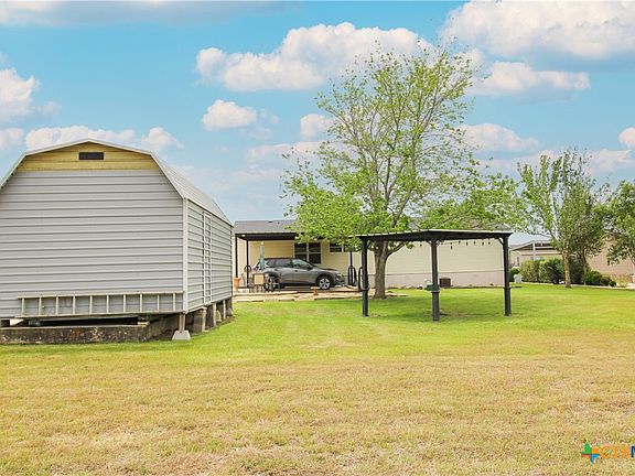 4th image of 2657 Pahmeyer Rd