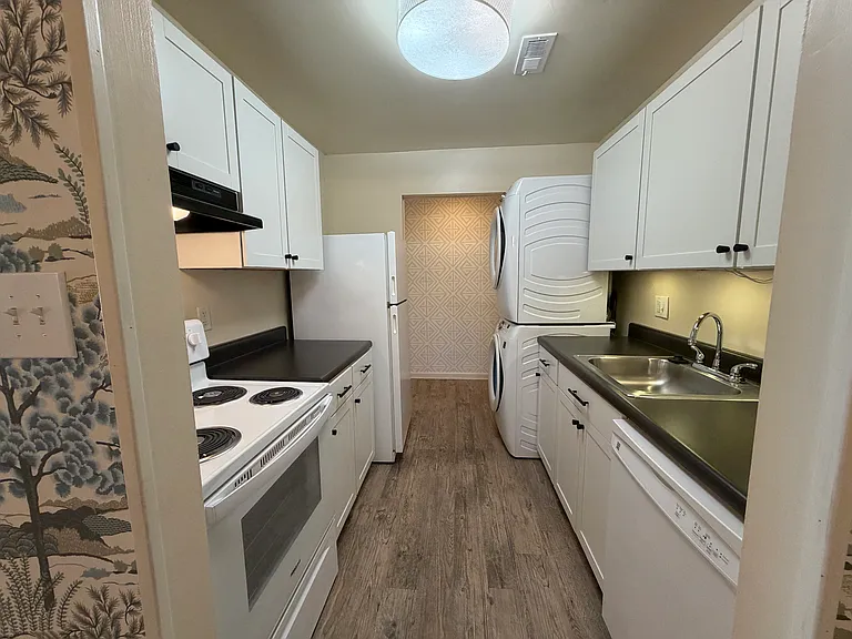 Forestbrook Apartments — Photo 41