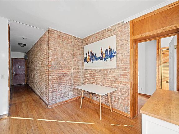 3rd image of 402 E 69th St #15