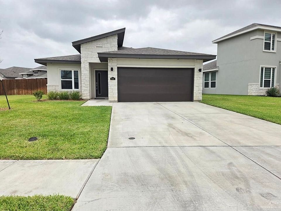 1st image of 906 S Tecate Dr