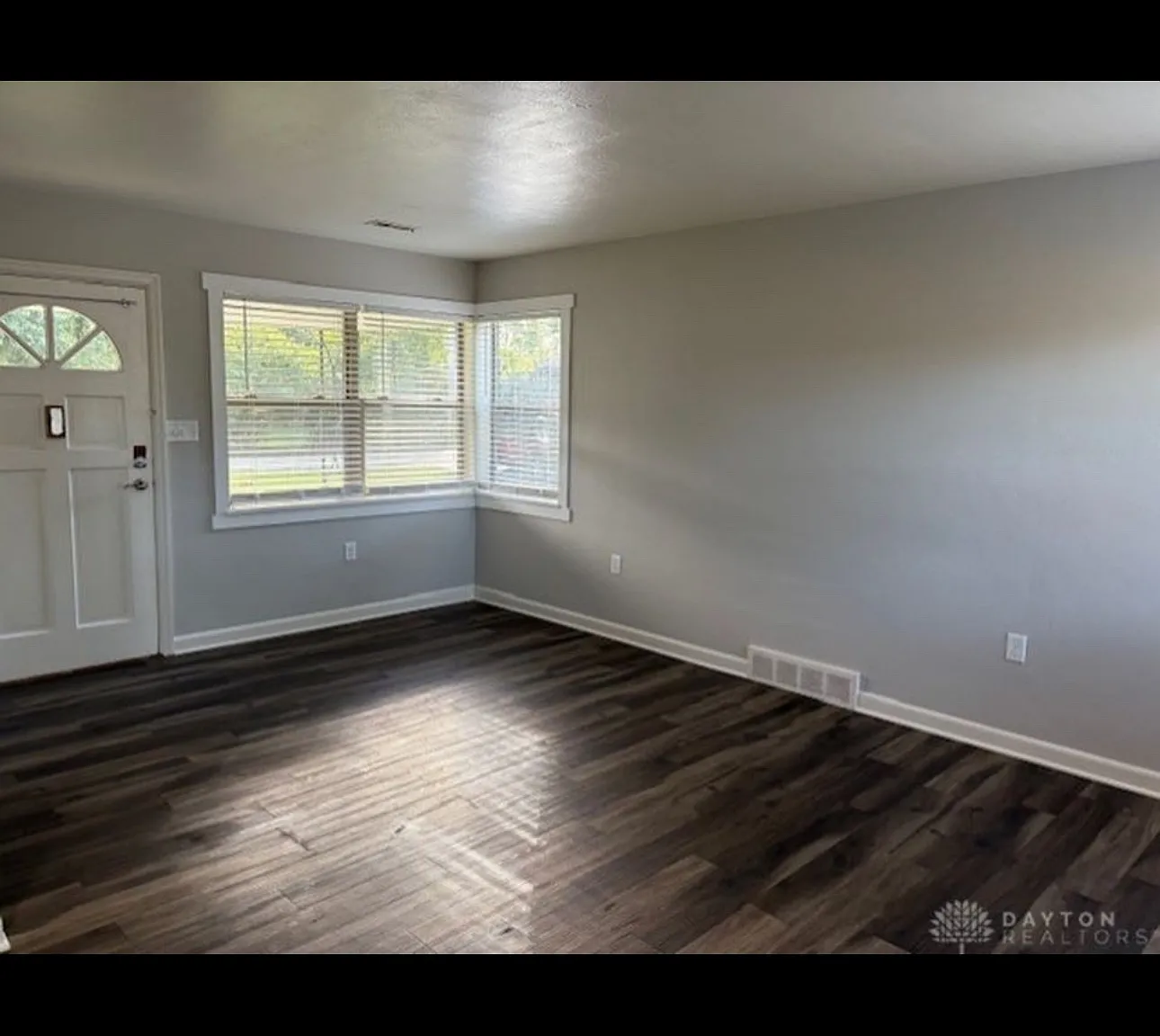 1 bed, 825 sqft, $1,150 — Photo 2